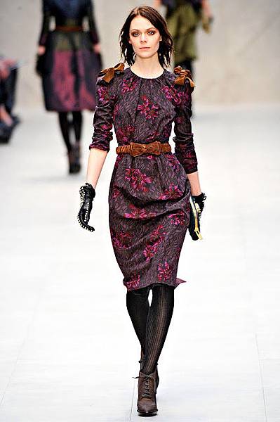 burberry-prorsum-rtw-fw2012-runway-39_164249986985