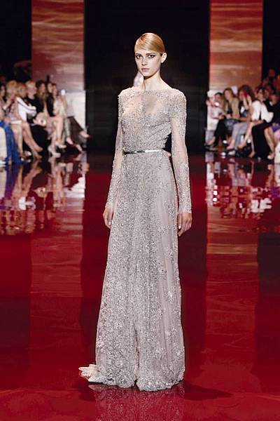 elie-saab-fall-2013-2014-couture (4).jpg