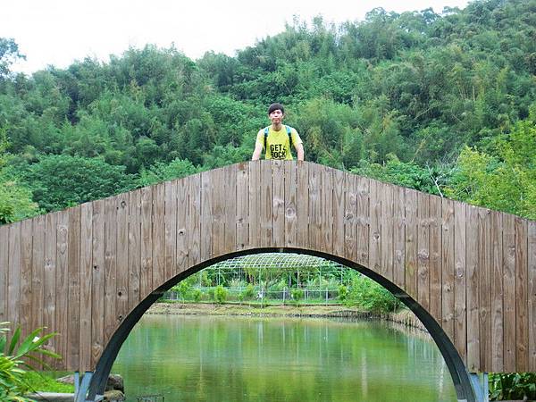 我們來時是周日就不開放划船了.@@周日應該算假日要開放吧!