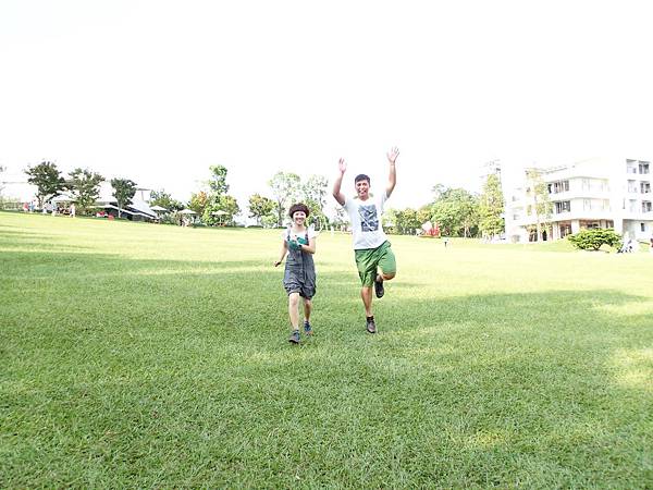 我很喜歡這張歡樂的氣氛.可愛啦!