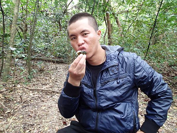 午餐稍微休息補充體力