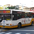 TWBus12 022.jpg