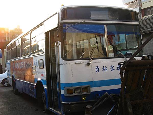 YLBUS623 122.jpg