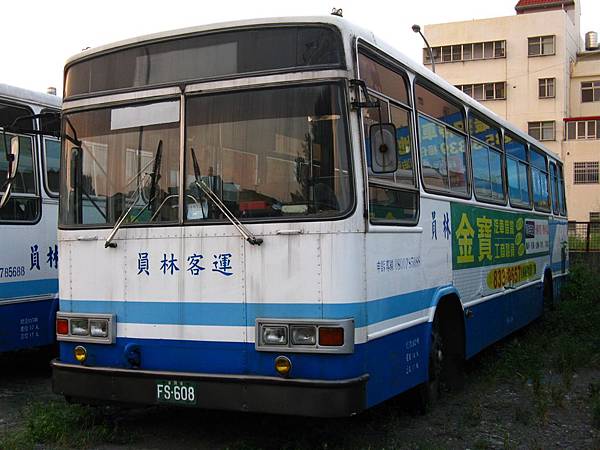 YLBUS623 130.jpg