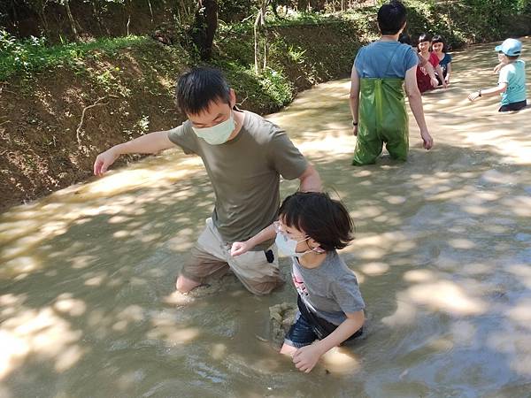20210828_踩踏2.jpg 20210828_踩踏2.jpg