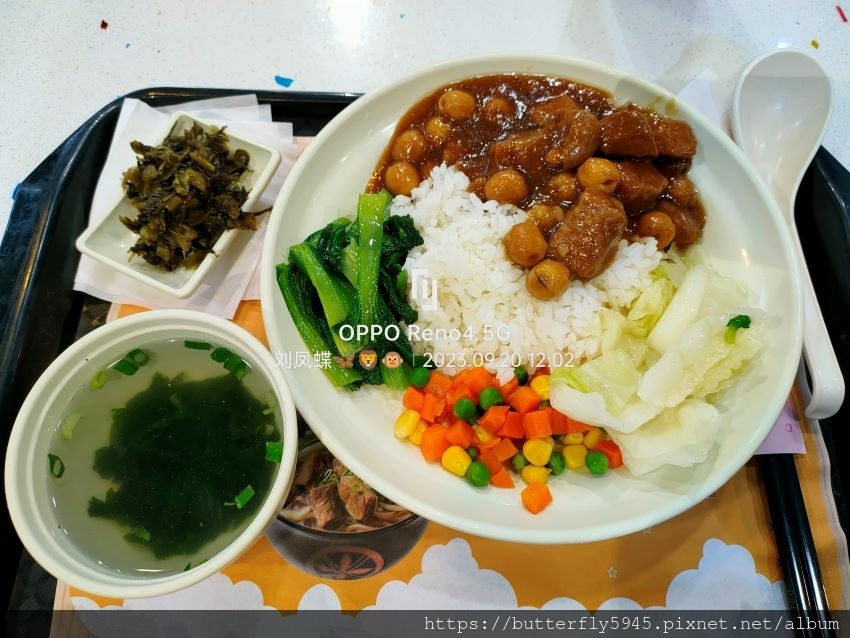 三商巧福(夢時代門市):汕頭牛肉麵套餐/蓮子豬肉飯