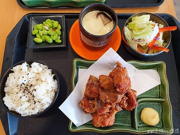 桃園美食｜竹圍漁港美食~鰻天下｜唯一鰻魚專賣店｜原味鮮甜白燒鰻、無刺感蒲燒鰻｜gigi手機玩透透-55.jpg