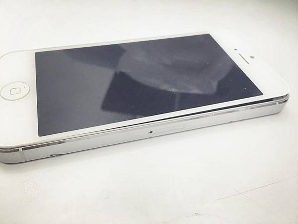 IPHONE5電池膨脹(1)