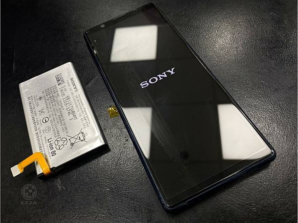 SONY xperia 5 換電池.jpg