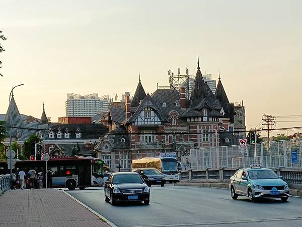 從哈爾濱搭高鐵-->大連, 1000公里4.5小時~~大連之 從哈爾濱搭高鐵-->大連, 1000公里4.5小時~~大連之