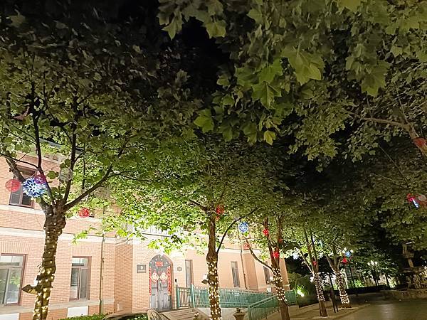 從哈爾濱搭高鐵-->大連, 1000公里4.5小時~~大連之 從哈爾濱搭高鐵-->大連, 1000公里4.5小時~~大連之