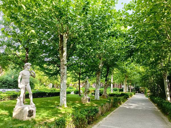 從哈爾濱搭高鐵-->大連, 1000公里4.5小時~~大連之 從哈爾濱搭高鐵-->大連, 1000公里4.5小時~~大連之