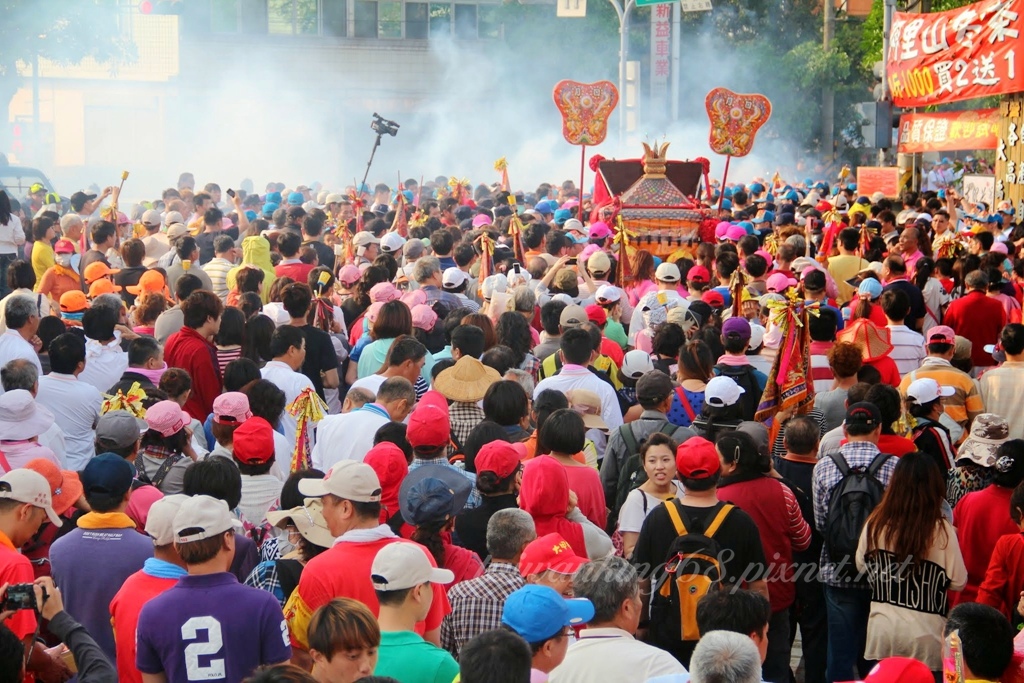 跟隨媽祖鑾轎「與神同行」南下繞境進香