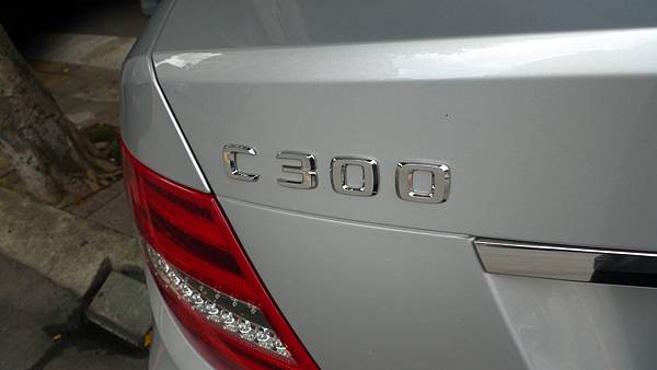 Mercedes Benz C300 冷氣不冷冷氣健診保養清洗更換壓縮機 C Pixnet Net 台南冷氣保養 Udn部落格