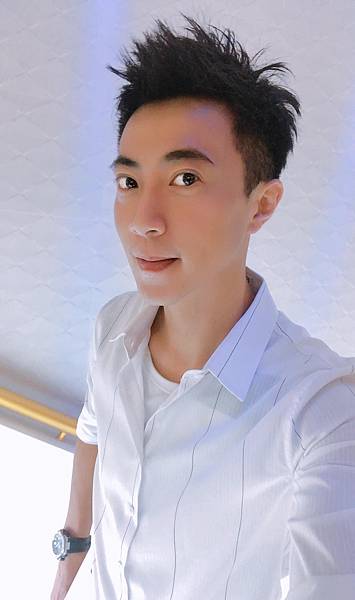酒店KTV職業介紹所|推薦梁曉尊.jpg 酒店KTV職業介紹所|推薦梁曉尊.jpg