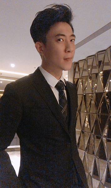梁小尊介紹酒店打工.jpg 梁小尊介紹酒店打工.jpg