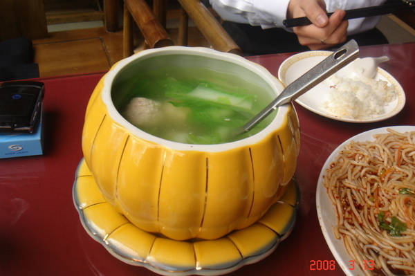 配青菜豆腐湯