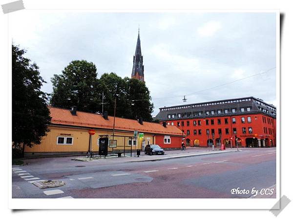 22 Uppsala Konstnarsklubb&Svenska kyrkan.JPG