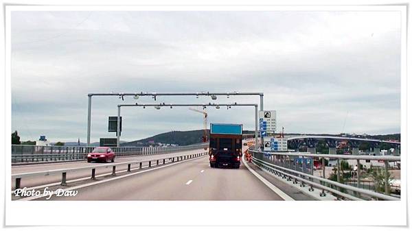 98 E4 (Sundsvall Bridge).JPG