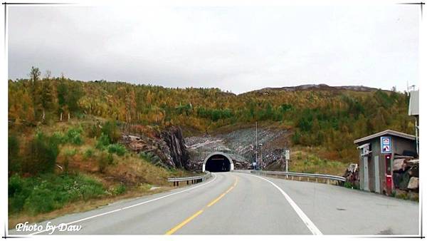 03 E12 UmskardTunnel.jpg