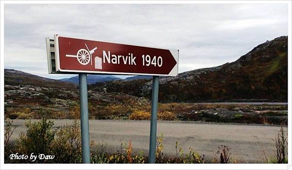 11 E10 Narvik 1940 Sign.JPG