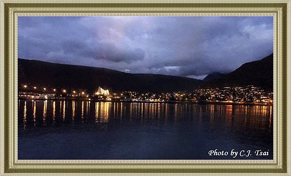 73 Tromso Port (After sunset).JPG