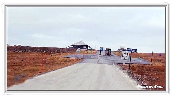 23 Nordkapp-Entrance.JPG