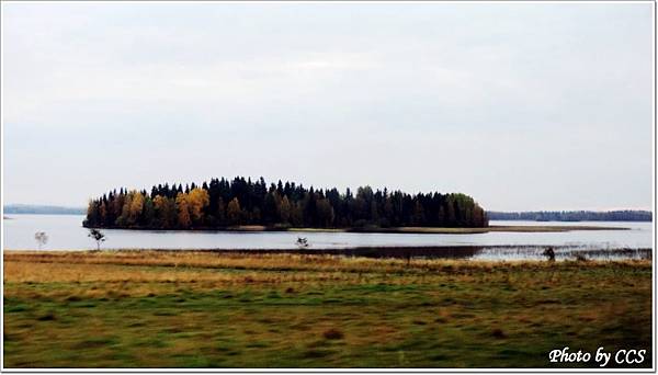 65 R5646[Lake Paasiselka].JPG