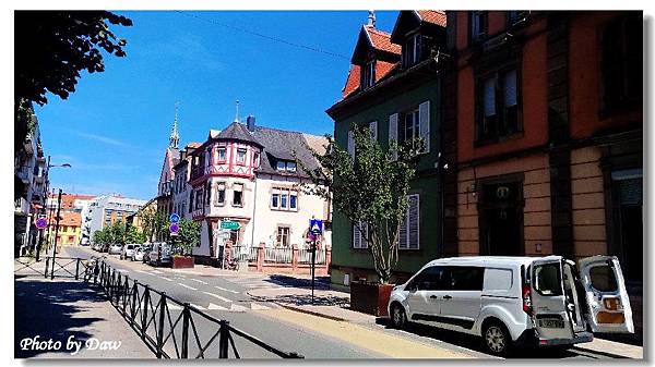 73 FR Colmar_Rue de l%5CEst.jpg