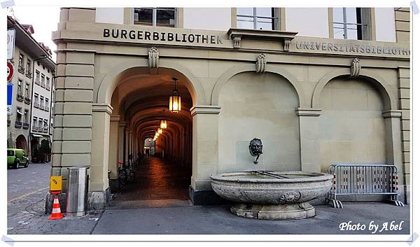 04 CH Bern_BurgerBibliothek.jpg