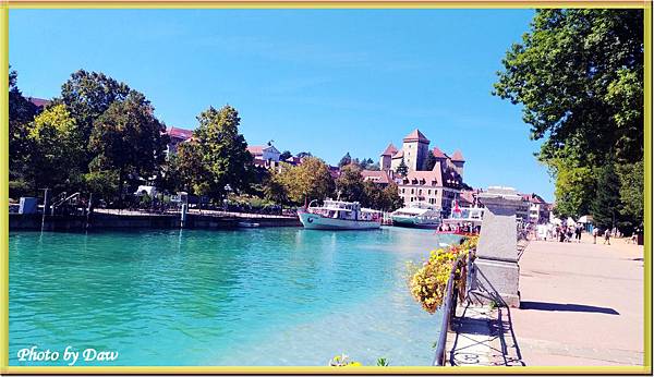 100 FR Annecy_Lac d%5CAnnecy.jpg