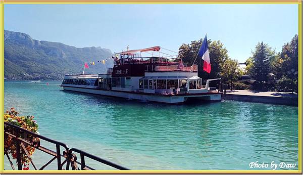 02 FR Annecy_Lac d%5CAnnecy.jpg