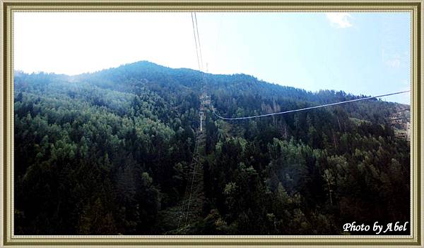 65 FR PlanDesAiguilles-CableCar.JPG