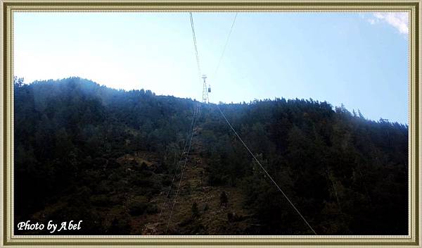 69 FR PlanDesAiguilles-CableCar.JPG