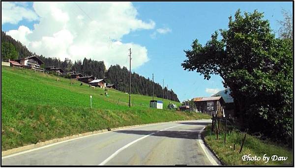 92 CH R19[E]_DeischVillage.jpg