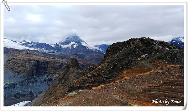 35 CH HikingGornergrat2Riffelsee.jpg