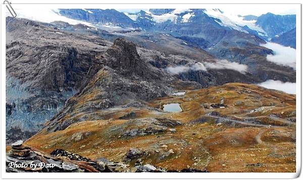 45 CH HikingGornergrat2Riffelsee.jpg