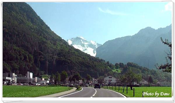 05 CH Rd2Lauterbrunnen_Wilderswil.jpg