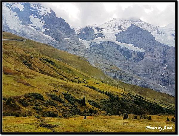 77 CH KleineScheideg2Wengernalp.jpg