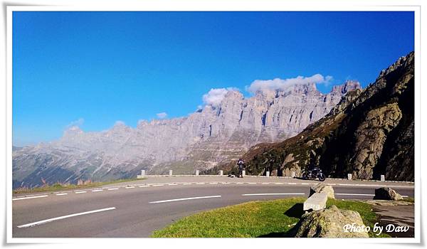 35 CH SustenPass_Aussichtspunkt.jpg