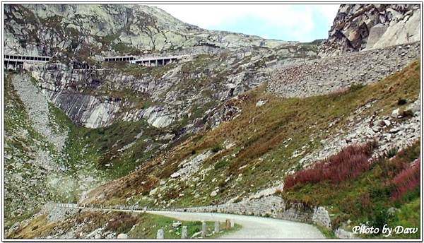 47 CH OldStGotthardPass_Tremola.jpg