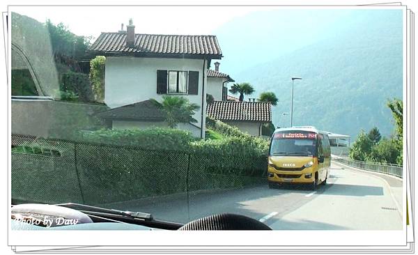 17 CH Bellinzona_Rd2Montebello.jpg