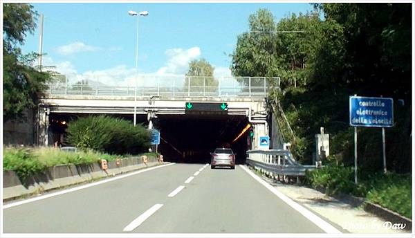 06 IT SS36[N]_CorteTunnel.jpg