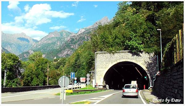 23 IT SS36[N]_VerceiaTunnel.jpg