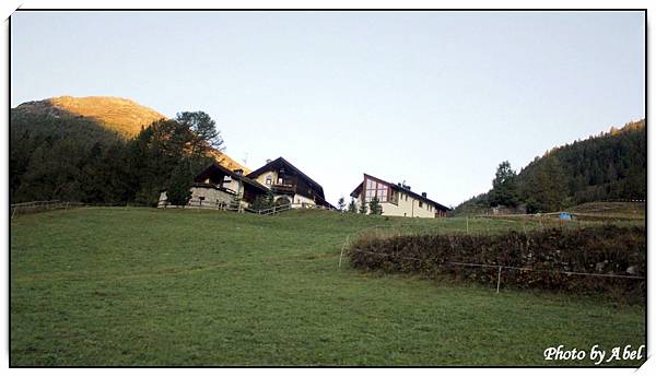 31 CH AlbulaPass_LaPunt-ChamuesCh.JPG