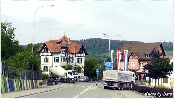 04 CH FrauenfelderstrasseR13Jct_Eschenz.jpg