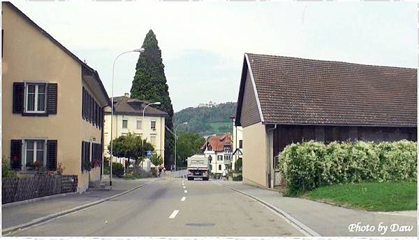 03 CH Frauenfelderstrasse_Eschenz.jpg