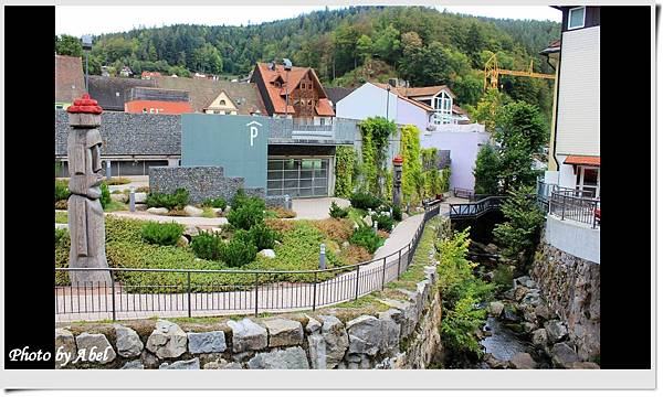 43 DE MaoiStatuePark_Triberg.JPG