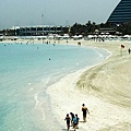 Jumeirah Beach Hotel外的海灘景色