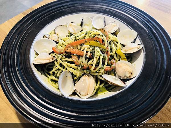 %E9%9D%92%E9%86%AC%E8%9B%A4%E8%9C%8A%E6%84%8F%E5%A4%A7%E5%88%A9%E9%BA%B5